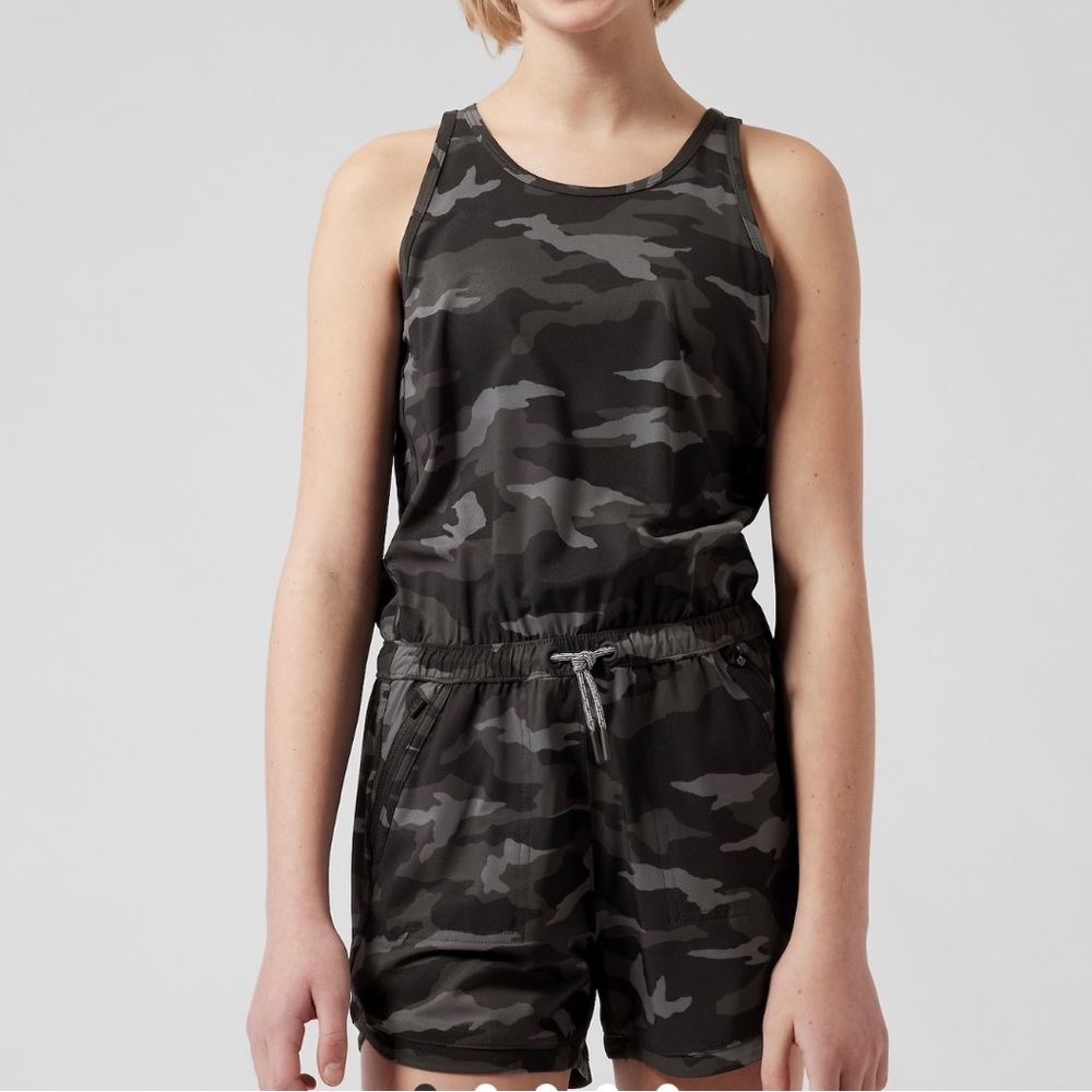 Athleta girl camo jogger large 12